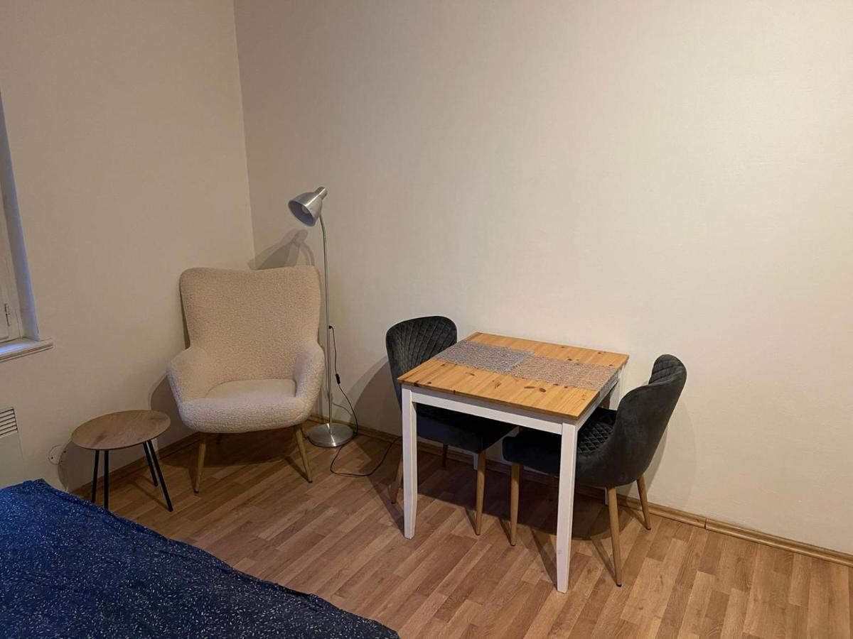 Sunlit Apartment Close To City Center 프라하 외부 사진
